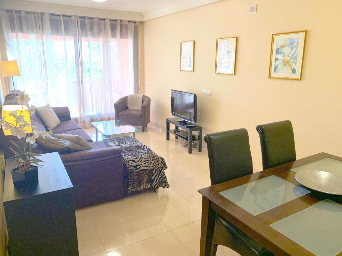 אסטפונה Salinas. Apartment For 4. Terrace/Parking/Pools/Gym/4Mins Beach מראה חיצוני תמונה