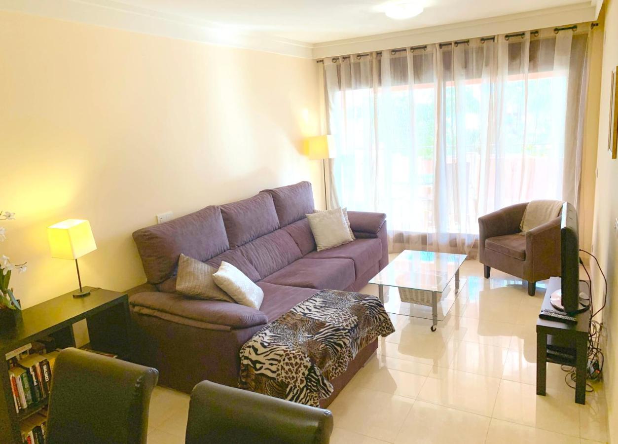 אסטפונה Salinas. Apartment For 4. Terrace/Parking/Pools/Gym/4Mins Beach מראה חיצוני תמונה