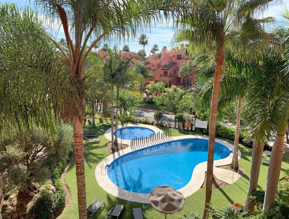 אסטפונה Salinas. Apartment For 4. Terrace/Parking/Pools/Gym/4Mins Beach מראה חיצוני תמונה